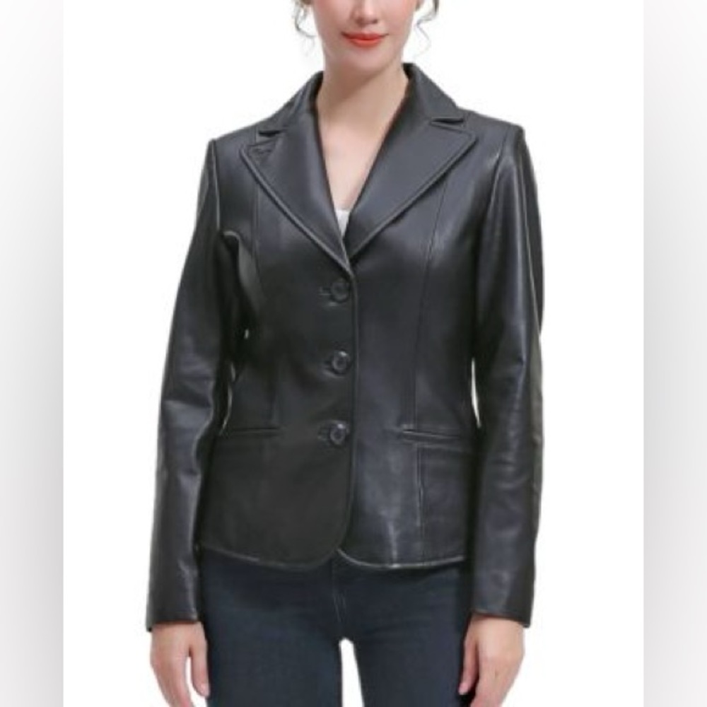 NWOT GUESS Women's Black Jacket 100% Leather Size M